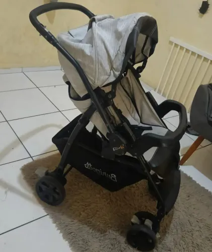 Carrinho de bebê