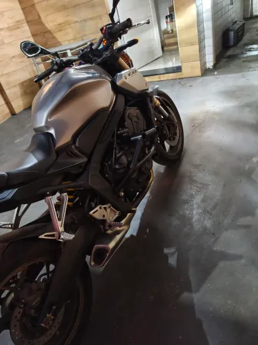 CB 650r