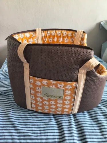 Bolsa pet semi nova usada uma vez
