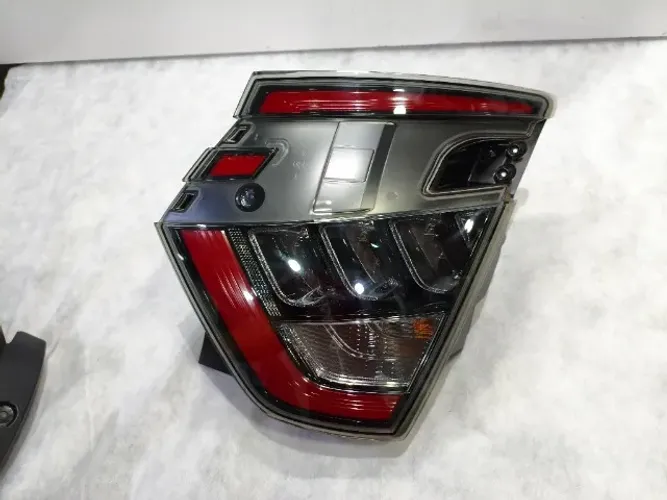 Lanterna direita Creta Nline 2023 2024 2025 original