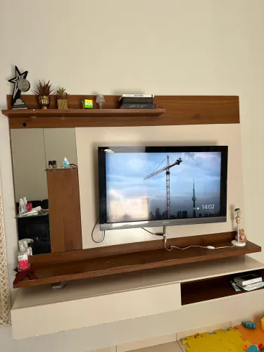 Painel para Tv com espelho