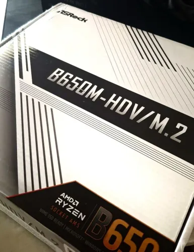 Placa Mãe ASRock B650M-HDV/M.2 Wi-Fi 6 ( LEIA O ANÚNCIO ).