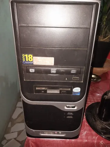 Kit PC antigo + Monitor LG + Estabilizador (CPU não liga)