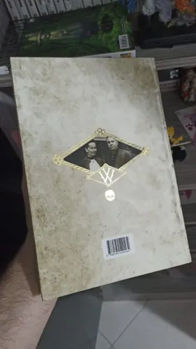 Livro Ed e Lorraine