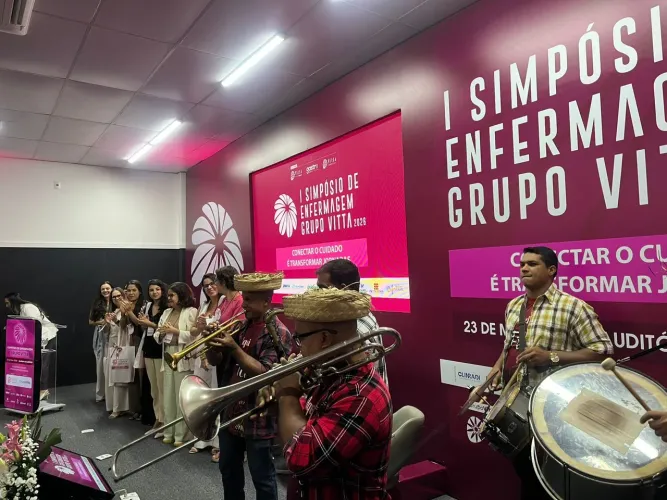 Banda Aqui tem frevo tbem faz forró em ritmo de arrasta pé pra animar seu evento!