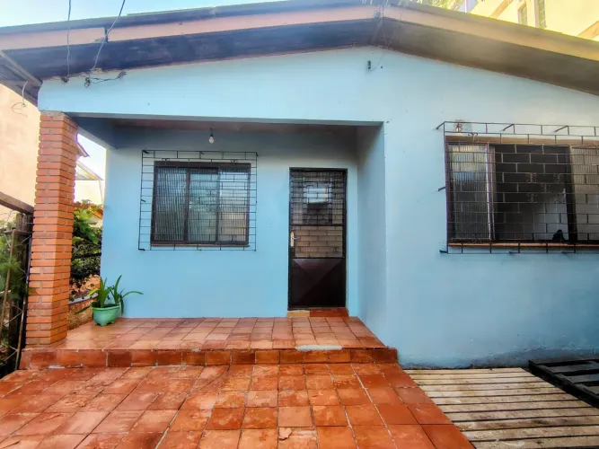 Casa 3 quartos, Aceita Pet, Amplo Pátio, Direto com Proprietário, Cachoeirinha