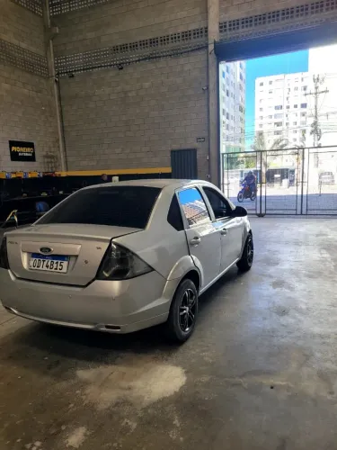 Ford Fiesta Sed. 1.6 8V Flex 4P 2013