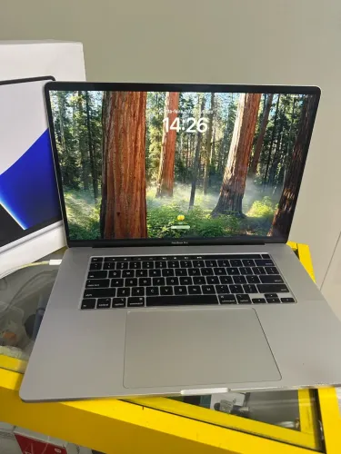 Macbook Pro 2019 16pol i7 16gb SSD 512gb na caixa