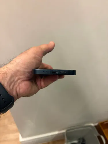 iPhone 14 preto 128gb 82% bateria