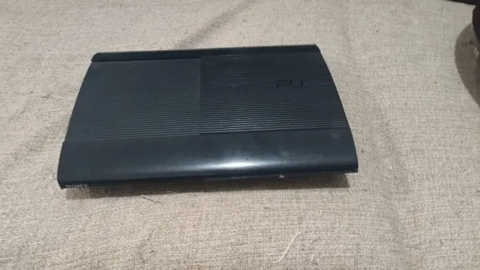 Playstation 3 Slim + Jogos + 2 Controle (1 Lacrado)