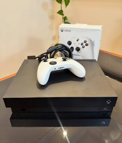 Xbox one x 1TB 4k Nativo