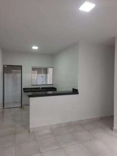 Aluguel casa próximo ao terminal Vila Brasília 