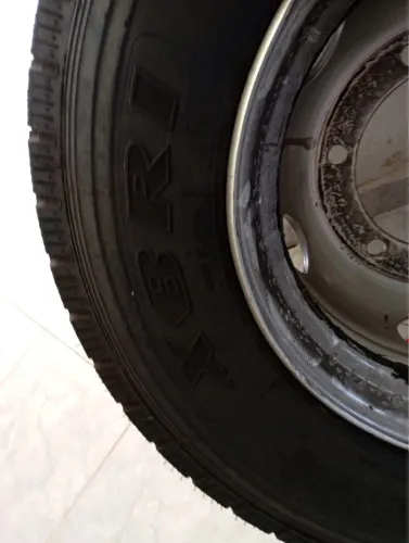 Vendo esse pneu?com aro e tudo 1500