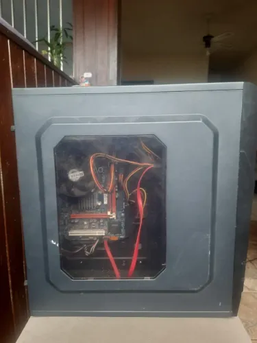 CPU PENTIUM DUAL CORE E6700 3.20 GHZ - 4 GIGAS MEMÓRIA RAM - 218 GIGAS HD