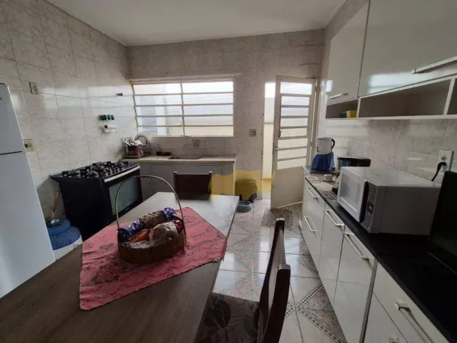 Casa no Cidade Jardim 3 Quartos 2 Vagas de Garagem