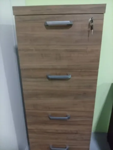 Armário escritório novo