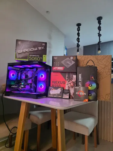 PC GAMER TODAS PEÇAS NOVAS RTX 5060 Ti/ RYZEN 7 5700X/ 32GB/ 1TB NVME (ACEITO PS5 E PC)