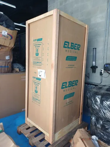 GELADEIRA DE VACINAS VERTICAL 510 LTS ELBER MEDICAL MODELO CSV5510CI 110-240V