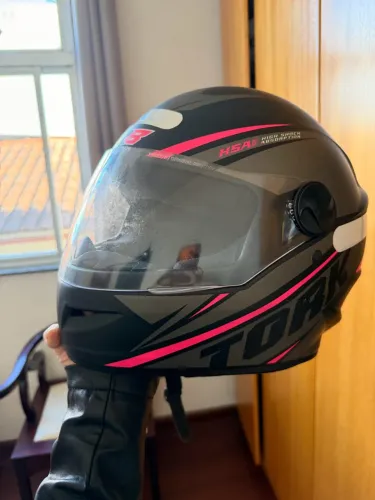 Capacete