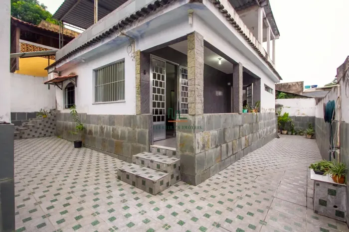 Casa | Venda e Aluguel | Trindade