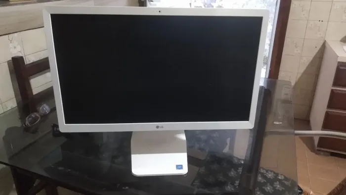 ALL in one LG 22x280 leia a descrição 