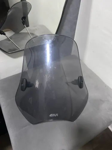 Pára-brisa/bolha moto custom GIVI