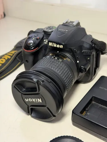 VENDO CÂMERA NIKON D5300