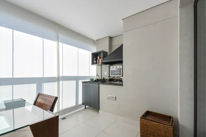 Apartamento para locação em Aclimação com 3 quartos, sendo 1 suíte, 120m²