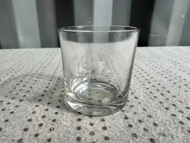 Conjunto de 4 copos vintage de whisky da coleção Mobil