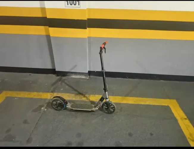 Patinete manual