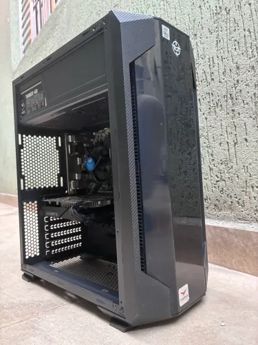PC Gamer Intel i3 10100F + GTX 1650 4GB + 24GB RAM