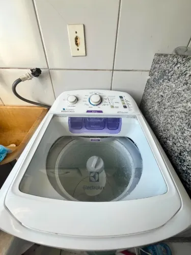 Máquina de Lavar Electrolux 8,5kg Branca Turbo Economia com Jet&Clean e Filtro Fiapos