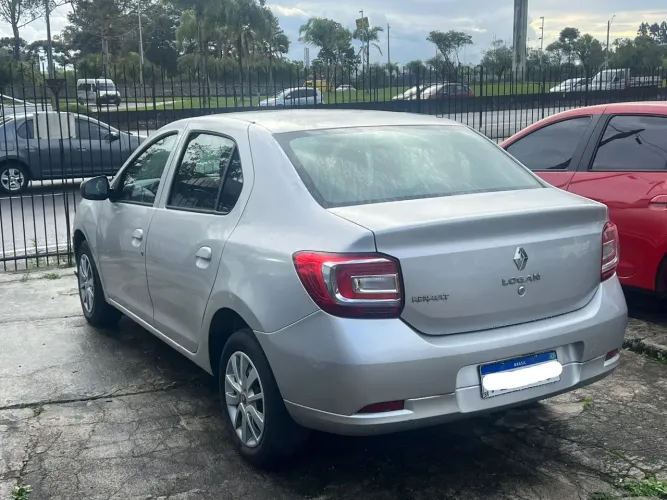 Renault Logan Expression Hi-flex 1.6 8V 4P 2015