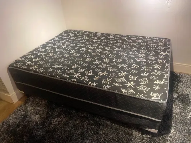 Cama box com colchão nova