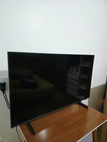 Smart TV Samsung 43" Crystal UHD 4K DU8000 - Impecável na Caixa Original!