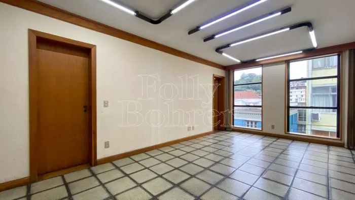Conjunto / Sala em Centro - Nova Friburgo