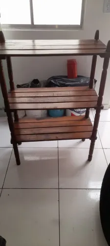 Estante simples para livros etc...k