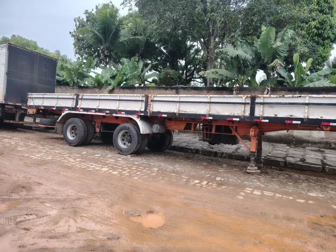 Carreta carga seca