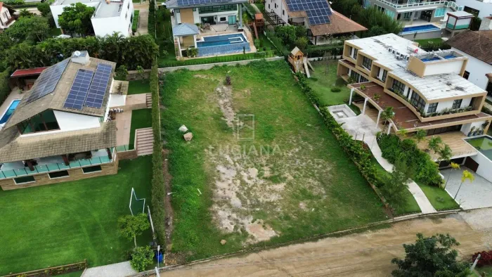 Lote de 1000 m² à venda no condomínio de Alto Padrão Gravatá Country