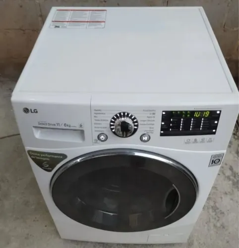 Lava e seca LG 11kg 