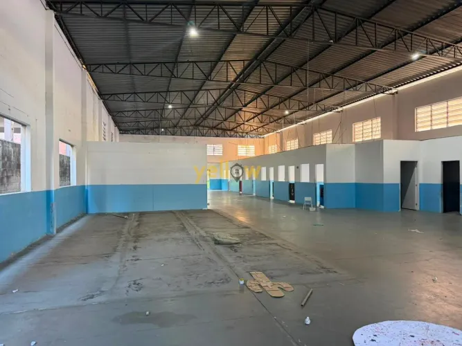 Galpão para venda e Locação em Arujá - Jardim Jóia | 600m²