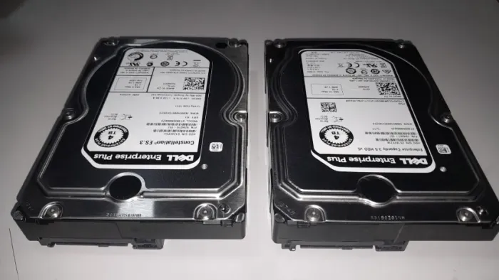 2 Unidades Hd dell 4tb Sas 7.2k 3.5 St4000nm0023