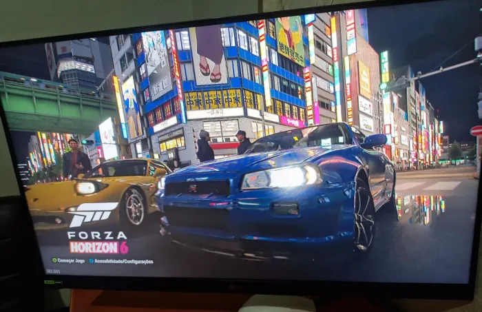 Monitor ultragear 180 hz IPS 1 MS 24 polegadas + nimbo 110 braço articulado branco.
