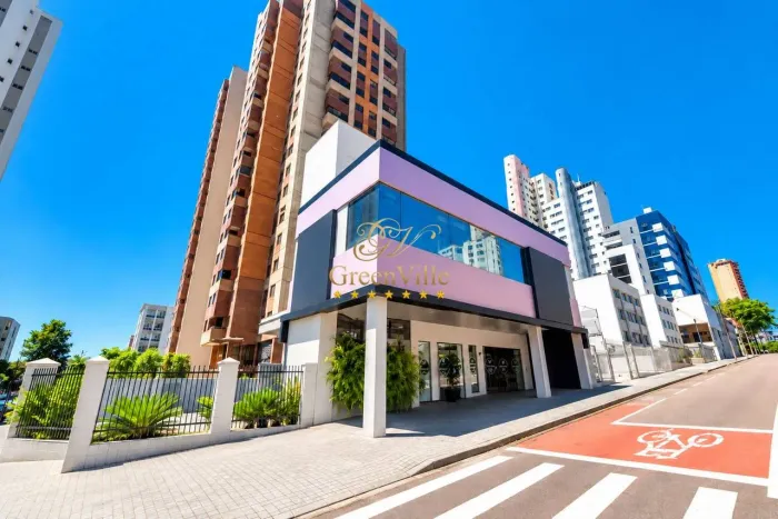 Cabral | Prédio Corporativo Locado | 402 m² | Elevador
