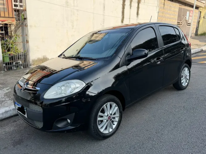 Fiat Palio Essence 1.6 Flex 16V 5P 2016