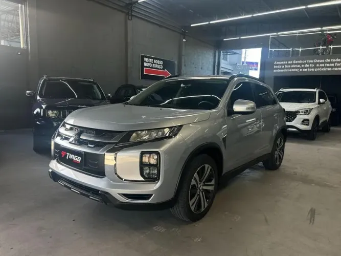 Mitsubishi Outlander 2.0 16V 160cv Aut. 2022