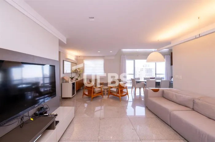 Apartamento Duplex | 3 Suítes | Mobiliado | Andar Alto | 3 Vagas