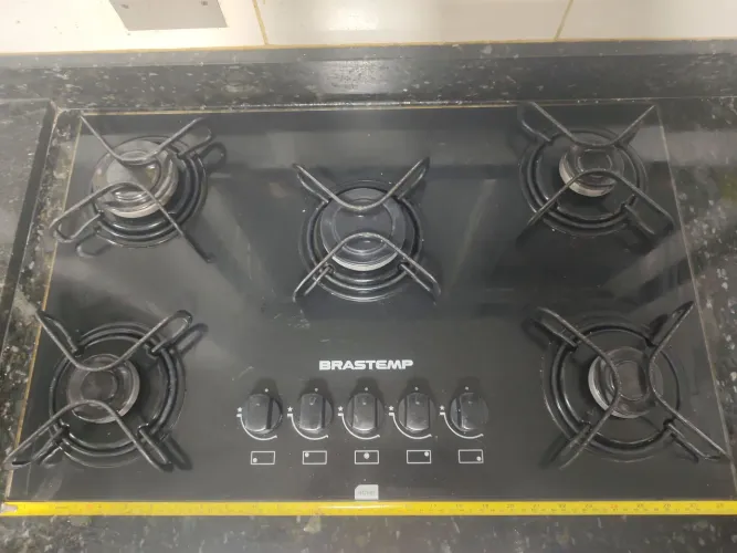 Fogão cooktop Brastemp 5 bocas com defeito (chamas estão altas e sem regulagem)