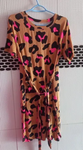 Vestidos na etiqueta