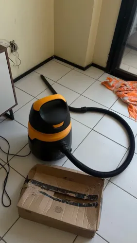 Aspirador de Pó e Água Electrolux